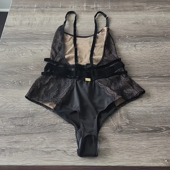 For Love & Lemons Skivvies Evie Lace Bodysuit in Black - Picture 13 of 15